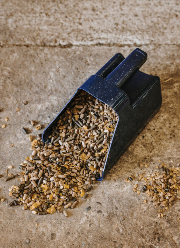 Odměrka Glitter 2L - tmavě modrá