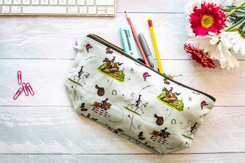 Emily Cole WashBag pouzdro - Eventing Pattern